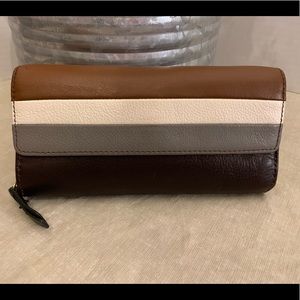 Fossil Wallet
